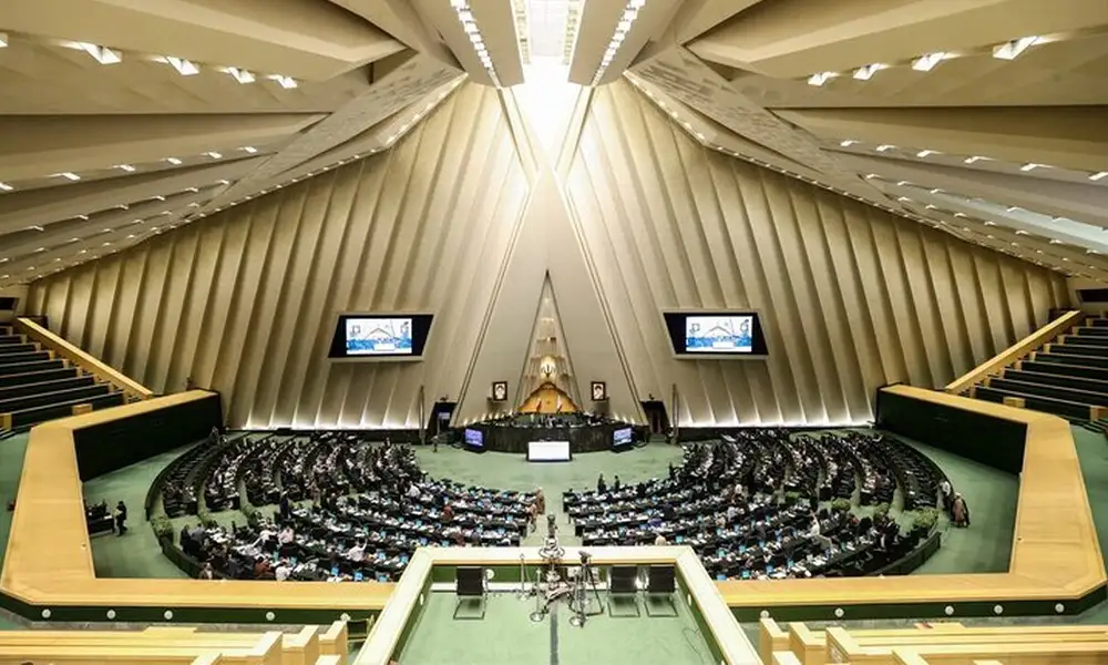 مجلس مؤسسان؛ تنها راهکار سیاسی و حقوقی برای آینده ایران