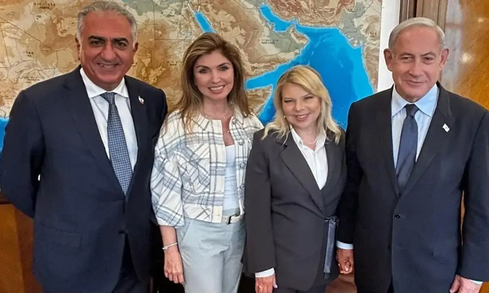 رسانههای فارسیزبان رمزگشایی از همگرایی رسانهای: چرا رسانههای فارسیزبان بر «رضا پهلوی» متمرکز شدهاند؟